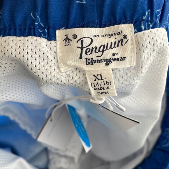 Big boy size 14 bathing suit - Picture 3 of 4